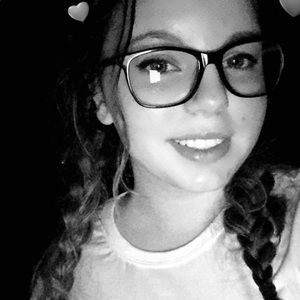 Meet your Posher, Oolivia